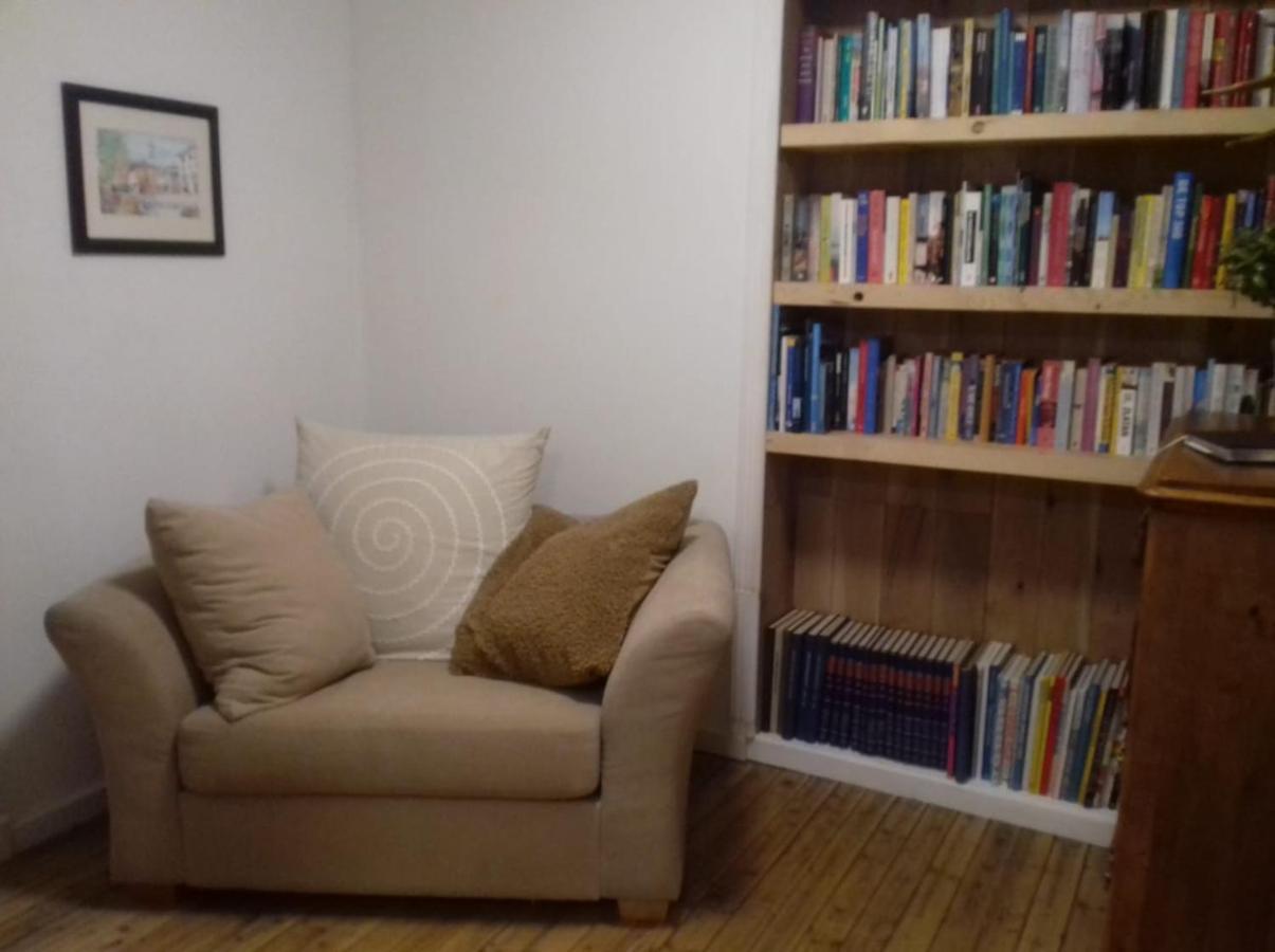 Hollands Laen Bed & Breakfast Unnaryd Bagian luar foto